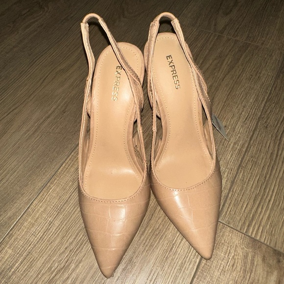 Express heels - Picture 3 of 5